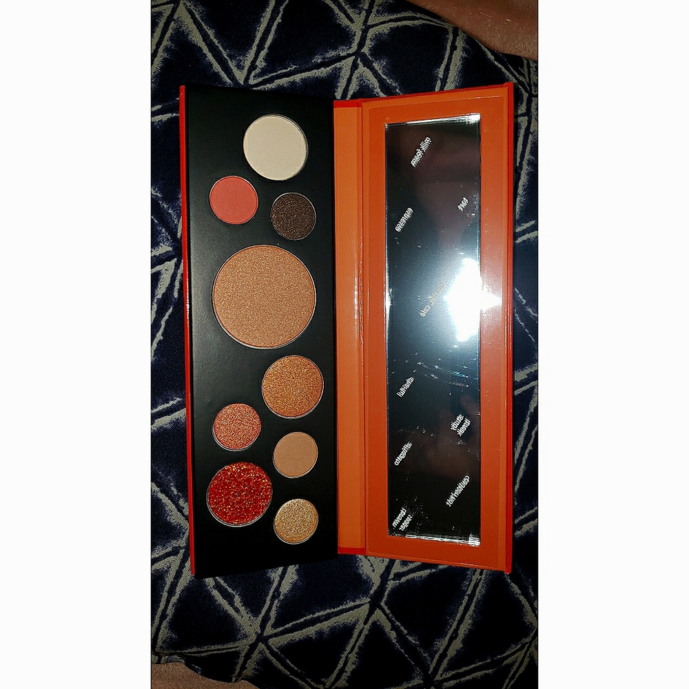 Touch in sol pallete